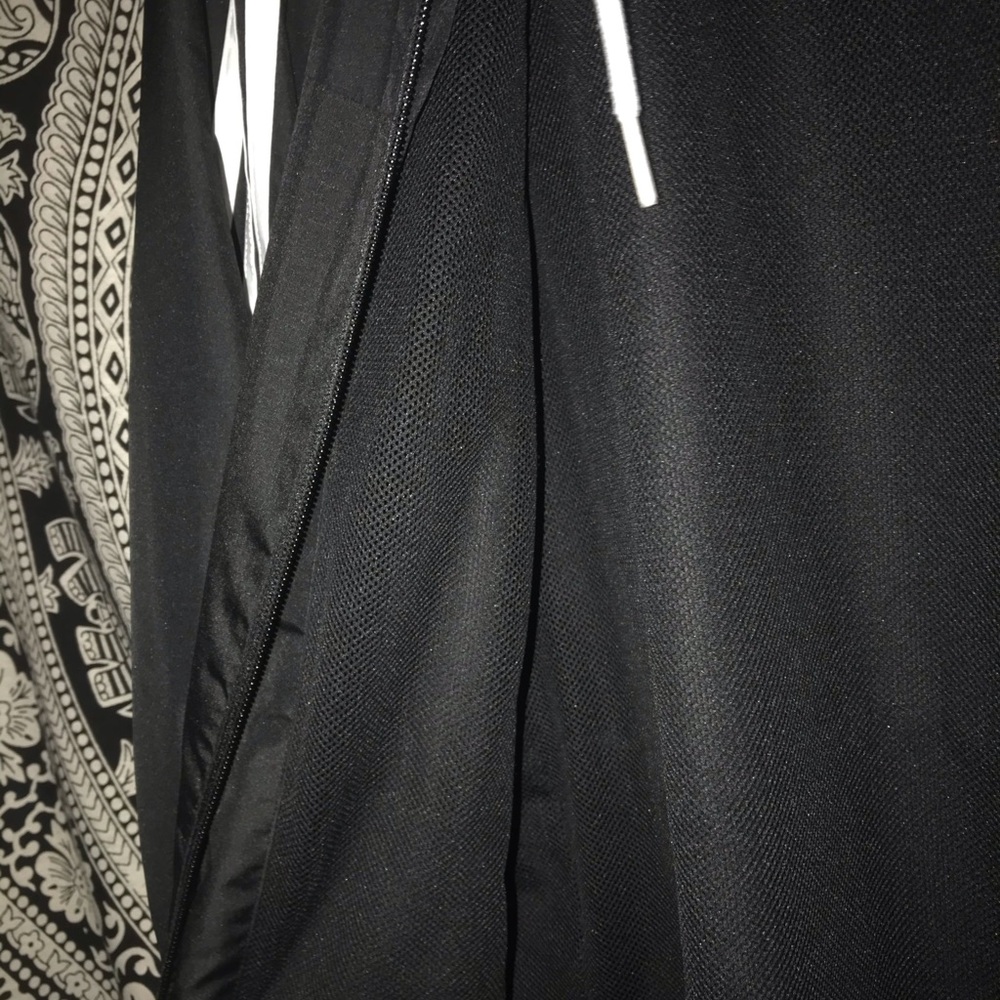 🖤 ADIDAS Windbreaker 🖤 - Picture 2 of 3